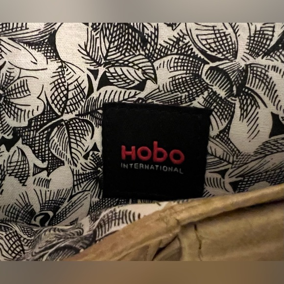 HOBO leather wallet - Picture 5 of 14